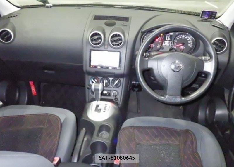 Nissan DUALIS 2012-03 8832468-5