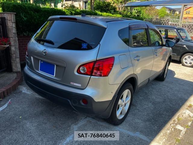 Nissan DUALIS 2008-01 8883545-2