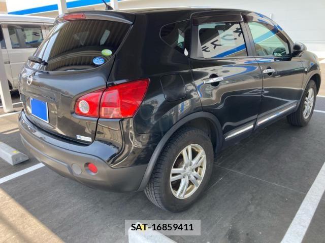 Nissan DUALIS 2011-06 6904458-4