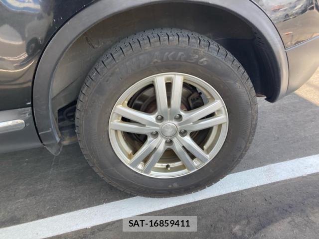 Nissan DUALIS 2011-06 6904458-8