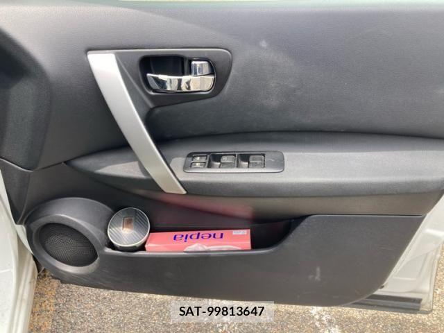Nissan DUALIS 2012-12 7326799-9
