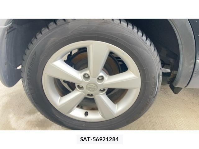 Nissan DUALIS 2013-08 7616288-16