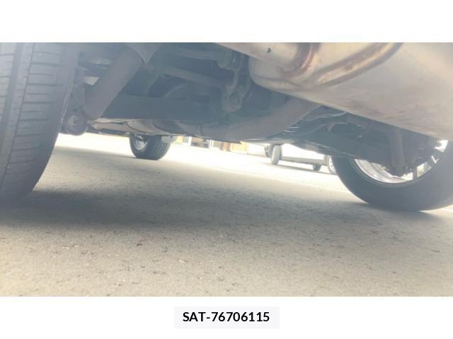 Nissan DUALIS 2010-05 8035316-17