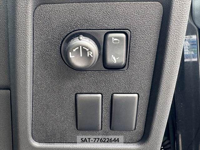 Nissan DUALIS 2009-01 8129877-24