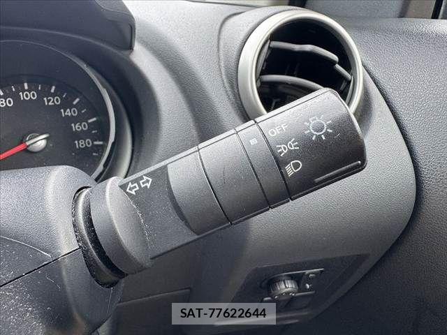 Nissan DUALIS 2009-01 8129877-26