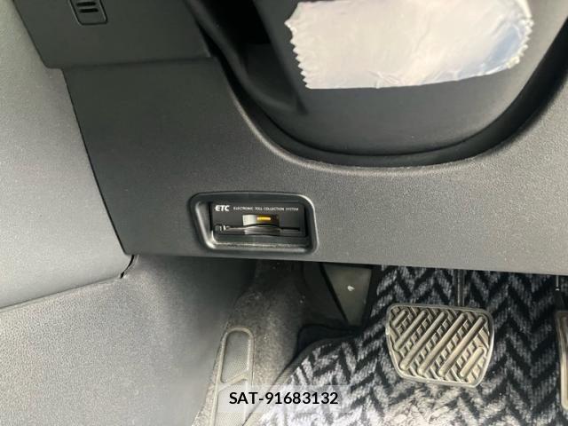 Nissan DUALIS 2008-03 8371616-17