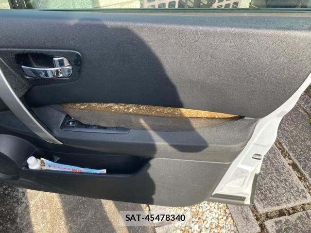 Nissan DUALIS 2007-08 8438083-12