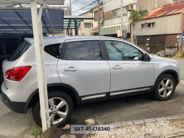 Nissan DUALIS 2007-08 8438083-1
