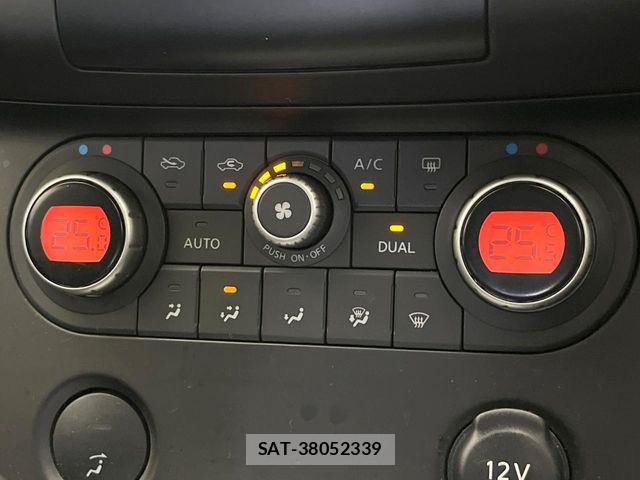 Nissan DUALIS 2010-01 8524444-5