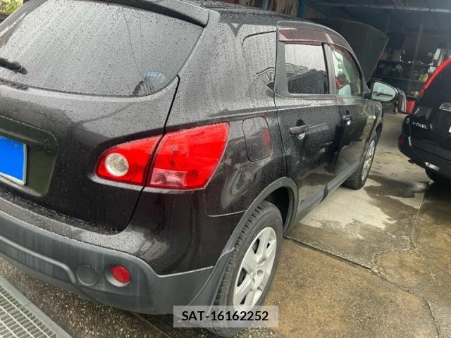 Nissan DUALIS 2008-01 8658820-5