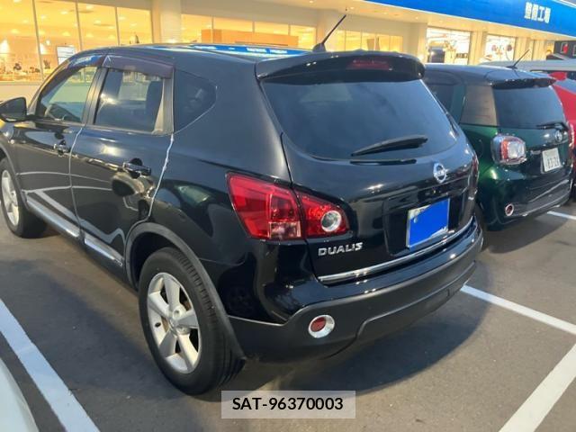 Nissan DUALIS 2009-12 8658819-2
