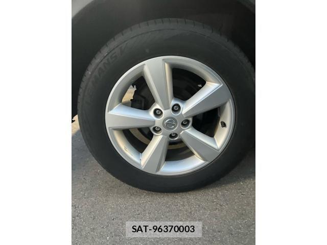 Nissan DUALIS 2009-12 8658819-5