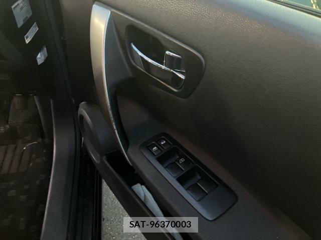 Nissan DUALIS 2009-12 8658819-8