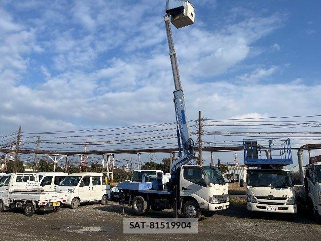 Hino DUTRO 2013-11 688679-12