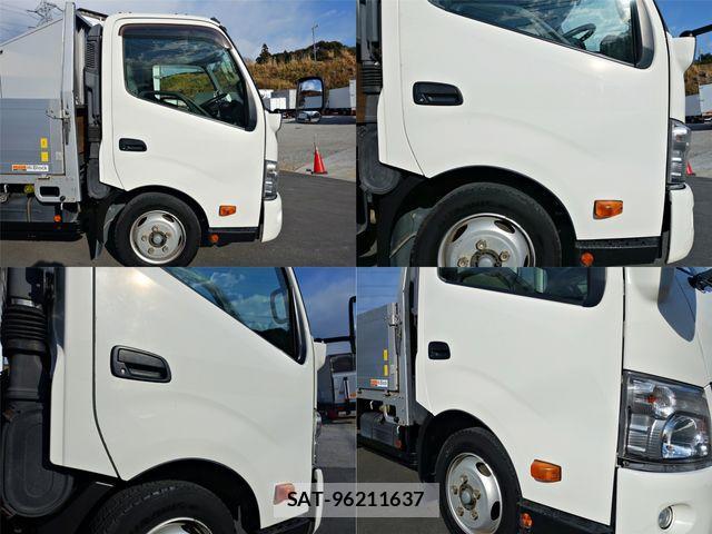 Hino DUTRO 2015-01 742690-4