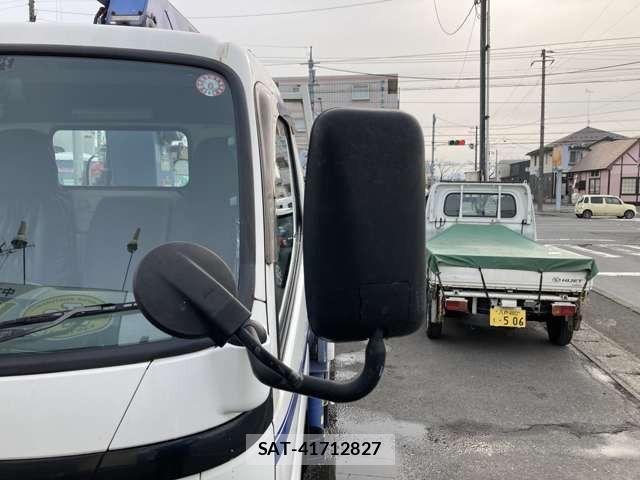 Hino DUTRO 2004-12 768331-9