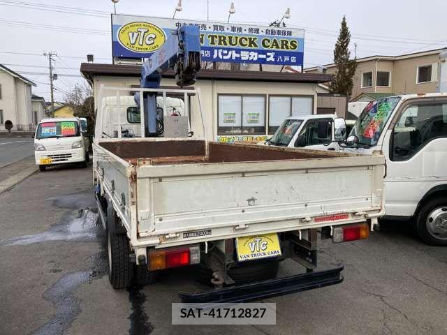 Hino DUTRO 2004-12 768331-11
