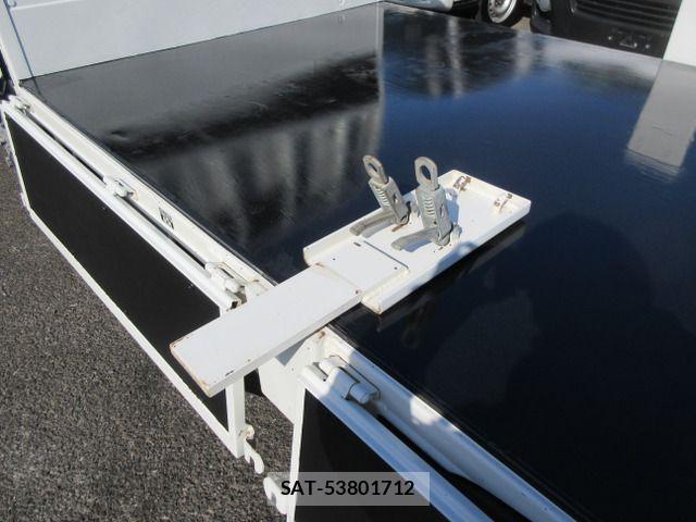 Hino DUTRO 2013-03 795005-17