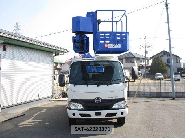 Hino DUTRO 2016-11 833476-6