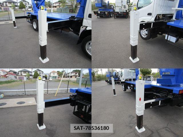 Hino DUTRO 2016-03 882770-13