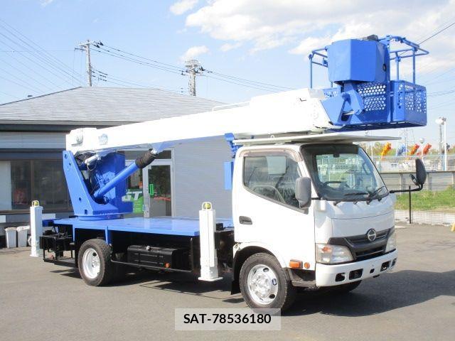 Hino DUTRO 2016-03 882770-1
