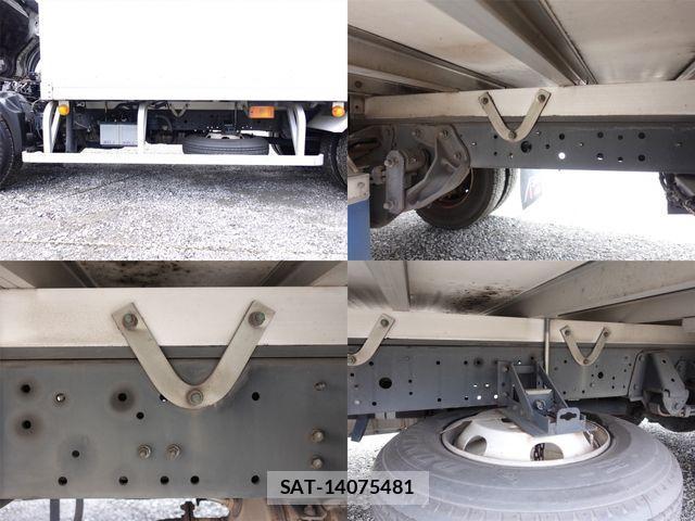 Hino DUTRO 2017-07 888931-14