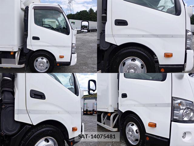 Hino DUTRO 2017-07 888931-3