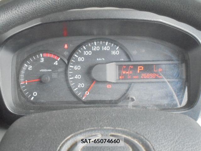 Hino DUTRO 2015-05 920975-10