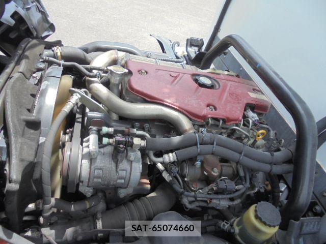 Hino DUTRO 2015-05 920975-20