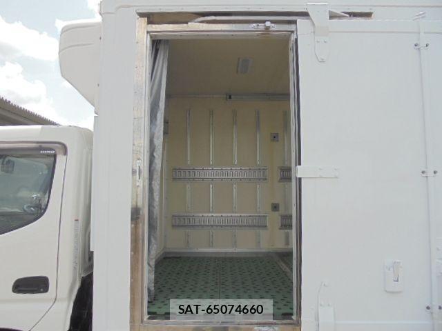 Hino DUTRO 2015-05 920975-4