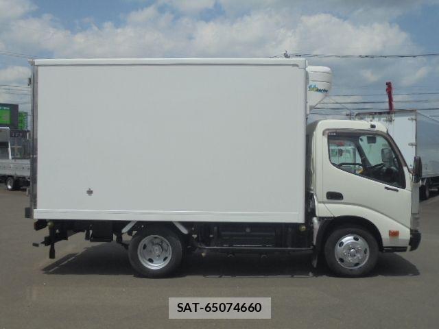 Hino DUTRO 2015-05 920975-7