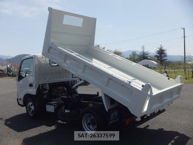 Hino DUTRO 2014-10 943578-9