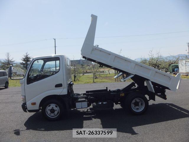 Hino DUTRO 2014-10 943578-4