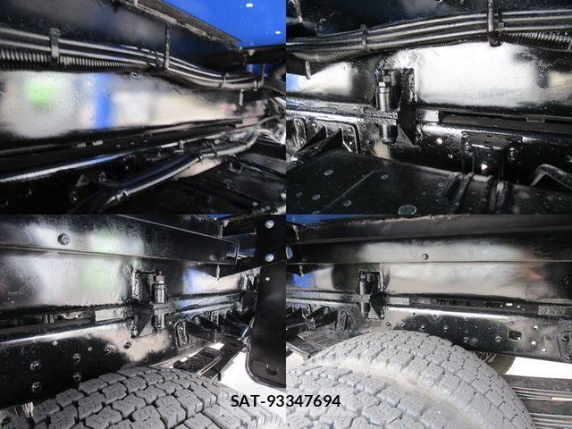 Hino DUTRO 2013-09 956819-15