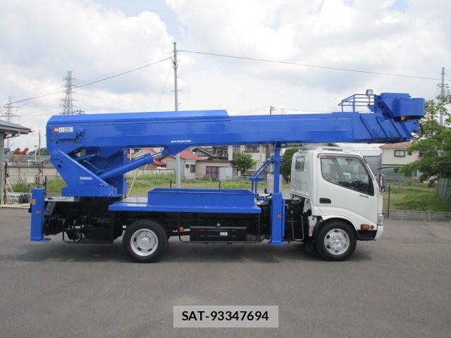 Hino DUTRO 2013-09 956819-4