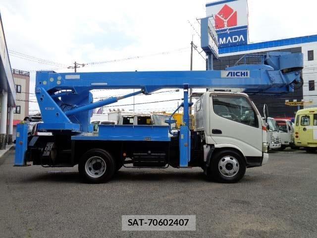 Hino DUTRO 2008-12 977068-16