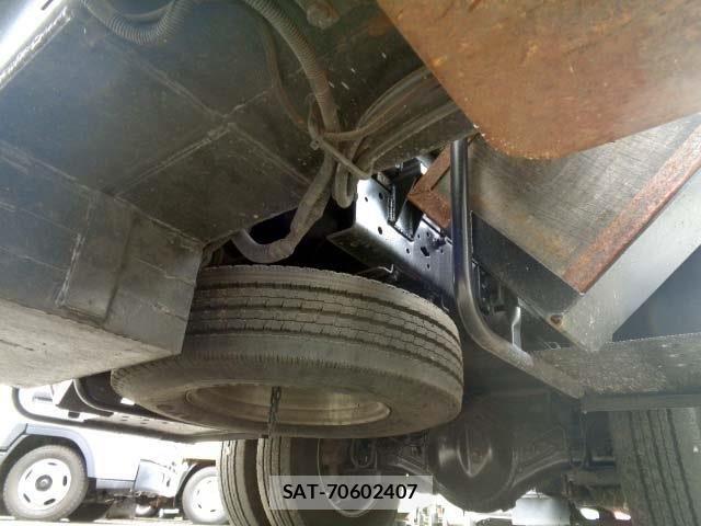Hino DUTRO 2008-12 977068-18