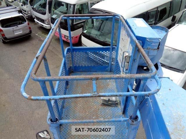 Hino DUTRO 2008-12 977068-8