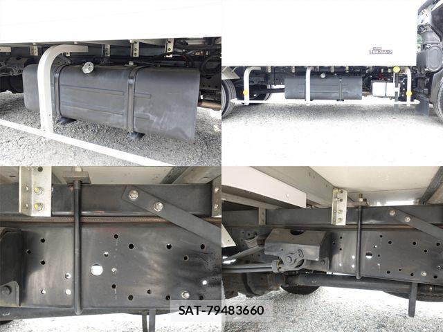 Hino DUTRO 2016-09 1137734-18