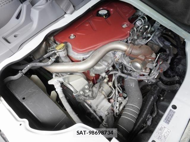 Hino DUTRO 2019-03 1153665-13