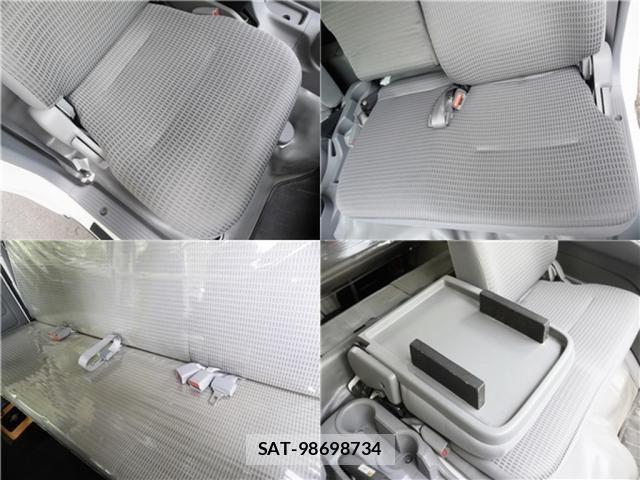 Hino DUTRO 2019-03 1153665-25