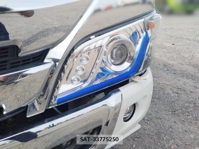 Hino DUTRO 2023-05 1153667-16