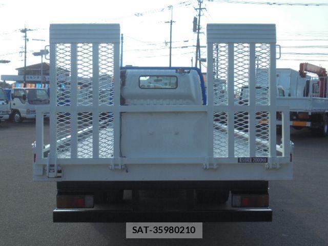 Hino DUTRO 2010-06 1189274-24