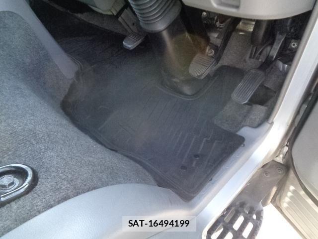 Hino DUTRO 2013-07 1216273-16