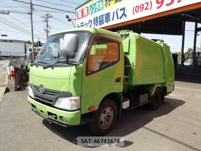 Hino DUTRO 2014-01 1220333-0
