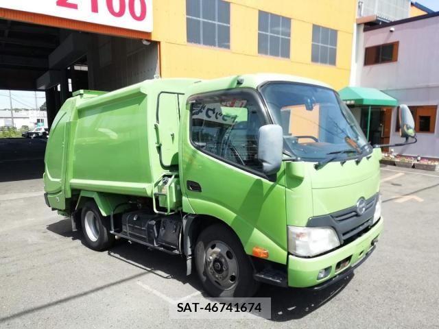 Hino DUTRO 2014-01 1220333-2