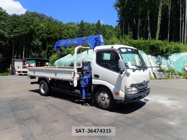 Hino DUTRO 2013-12 1220332-2