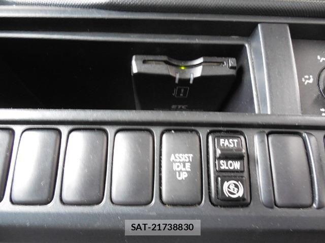Hino DUTRO 2012-05 1220327-20
