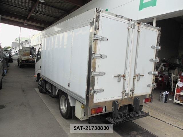 Hino DUTRO 2012-05 1220327-27