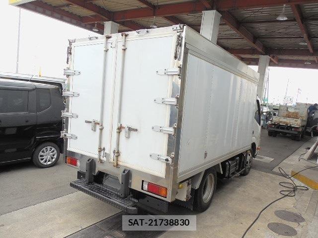 Hino DUTRO 2012-05 1220327-2